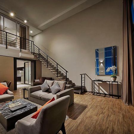Maritime Luxury Suites George Town Zewnętrze zdjęcie