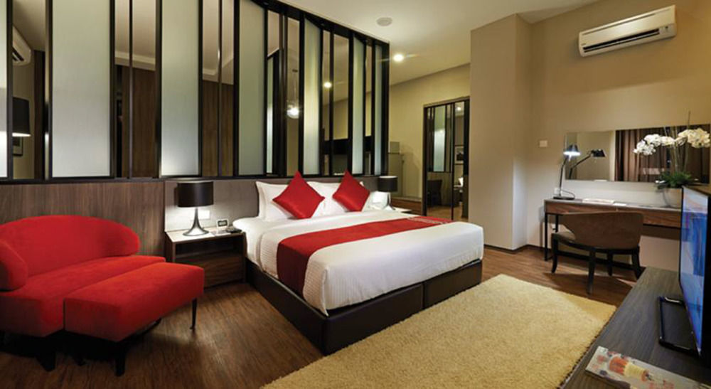 Maritime Luxury Suites George Town Zewnętrze zdjęcie