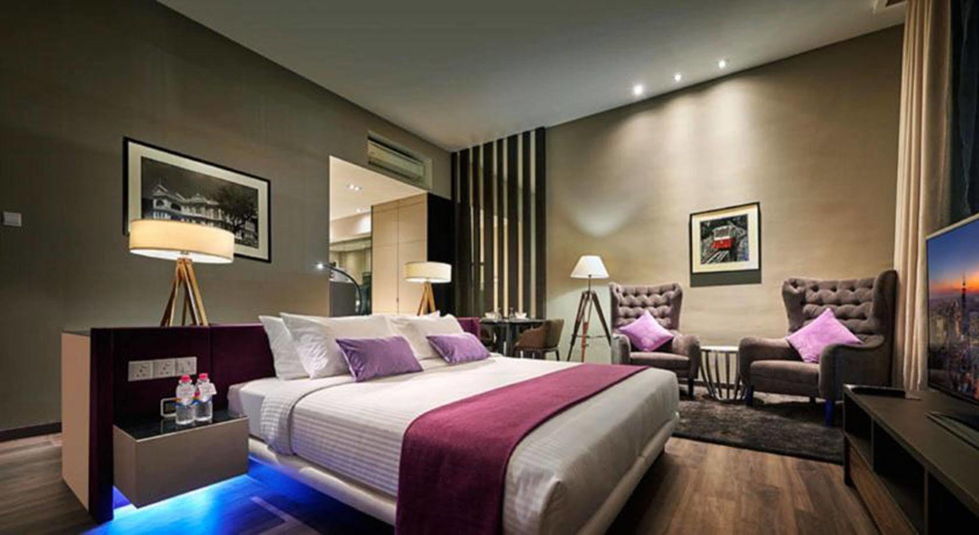 Maritime Luxury Suites George Town Zewnętrze zdjęcie